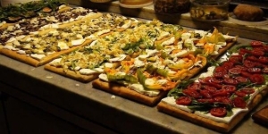 Taste of Testaccio Food Walking Tour - small group tour