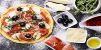 Pizza & Gelato Making Cooking Class - group class located in center city of Florence